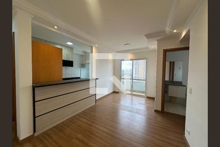 Sala de apartamento à venda com 2 quartos, 58m² em Jardim Tupanci, Barueri