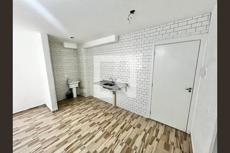 Sala/Cozinha de apartamento para alugar com 2 quartos, 37m² em Vila Hebe, São Paulo