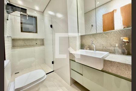 Casa à venda com 4 quartos, 490m² em Nova Cachoeirinha, Belo Horizonte