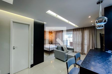 Sala de kitnet/studio para alugar com 1 quarto, 55m² em Jardim Analia Franco, São Paulo