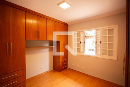 SUÍTE 1 de casa à venda com 3 quartos, 200m² em Parque Sao Domingos, São Paulo