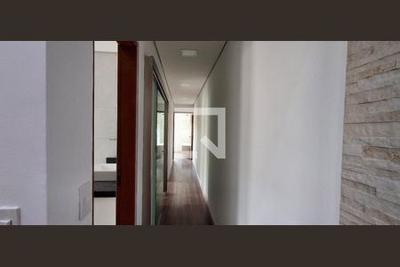 Corredor de casa para alugar com 2 quartos, 70m² em Paulicéia, São Bernardo do Campo