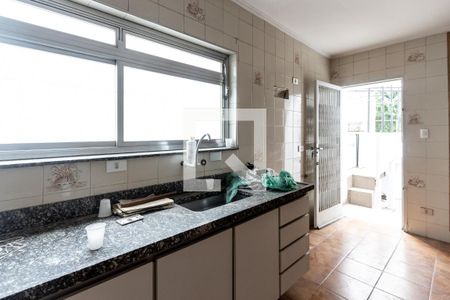 Cozinha de casa para alugar com 3 quartos, 250m² em Vila Romana, São Paulo