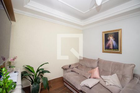 Sala de casa à venda com 2 quartos, 360m² em Fonte Grande, Contagem