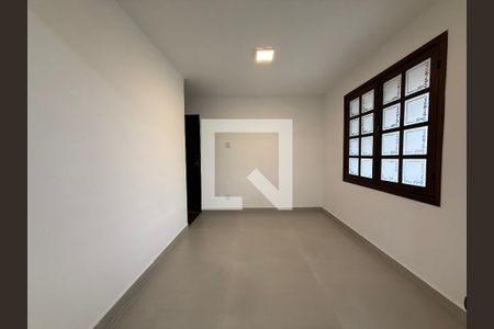 Casa para alugar com 5 quartos, 260m² em Alípio de Melo, Belo Horizonte
