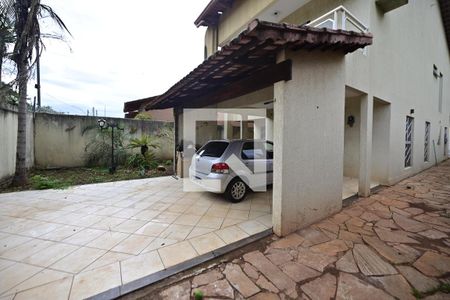 Casa para alugar com 5 quartos, 400m² em Anhangüera, Goiânia