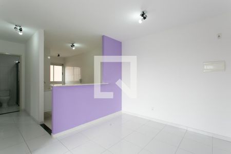 Sala de apartamento para alugar com 2 quartos, 48m² em Vila Taquari, São Paulo