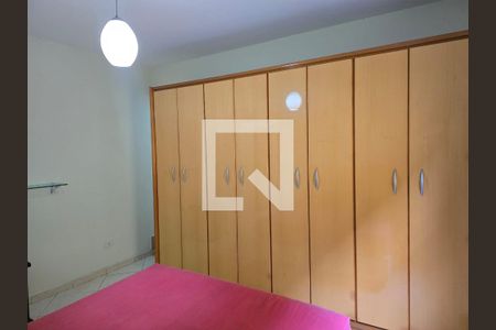 Suíte de casa à venda com 3 quartos, 400m² em Jardim Jovaia, Guarulhos