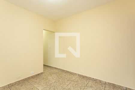 Sala de casa para alugar com 2 quartos, 59m² em Vila Carmosina, São Paulo