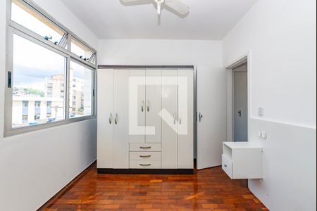 Quarto 2 de apartamento para alugar com 2 quartos, 57m² em Nova Suíça, Belo Horizonte