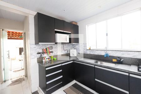 Casa para alugar com 2 quartos, 453m² em Milionários, Belo Horizonte