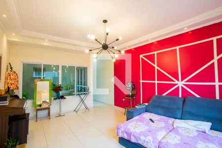 Casa à venda com 2 quartos, 179m² em Sítio Cassaquera, Santo André