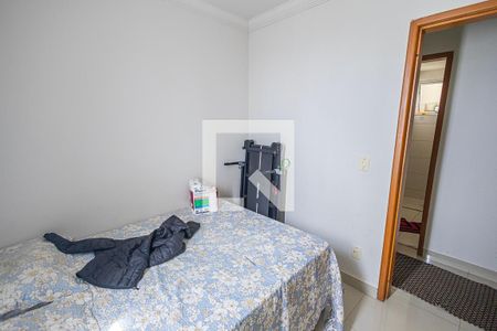 Quarto 1 de apartamento para alugar com 3 quartos, 75m² em Planalto, Belo Horizonte