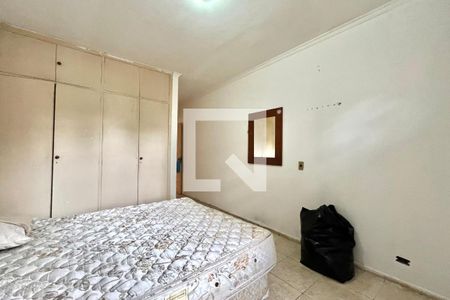 Suite de casa à venda com 3 quartos, 185m² em Vila Alexandria, São Paulo