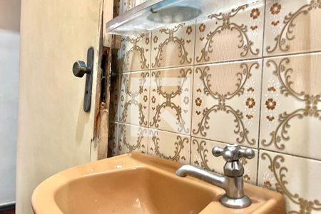 Lavabo de casa à venda com 3 quartos, 185m² em Vila Alexandria, São Paulo