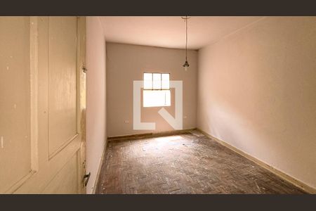 Quarto 2 de casa à venda com 3 quartos, 273m² em Vila Campo Grande, São Paulo