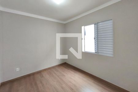 Quarto 1 de apartamento à venda com 2 quartos, 42m² em Vila Marieta, Campinas