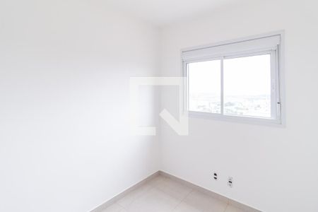 Quarto de apartamento para alugar com 2 quartos, 60m² em Jardim das Belezas, Carapicuíba