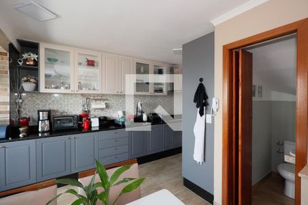 Sala de casa de condomínio à venda com 2 quartos, 54m² em Vila Leonor, São Paulo