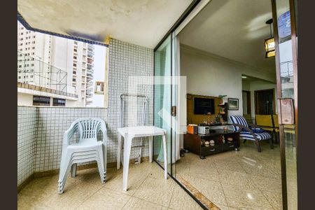 Sala de apartamento para alugar com 2 quartos, 86m² em Vila Valenca, São Vicente