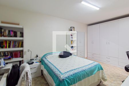 Quarto 2 de casa para alugar com 3 quartos, 385m² em Jardim Matarazzo, São Paulo