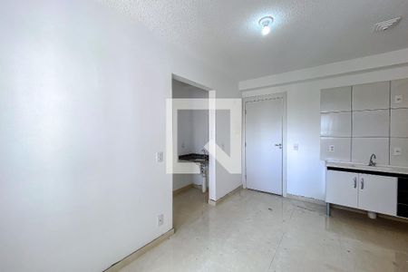 Apartamento para alugar com 2 quartos, 34m² em Canindé, São Paulo