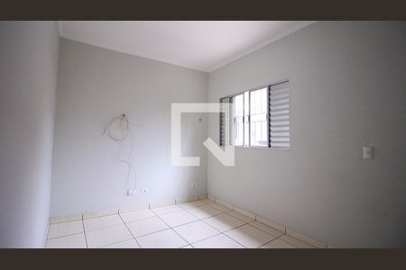 Casa para alugar com 3 quartos, 100m² em Vila Ester, São Paulo