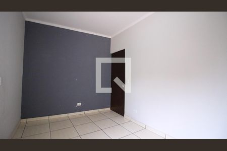 Casa para alugar com 3 quartos, 100m² em Vila Ester, São Paulo