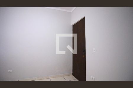 Casa para alugar com 3 quartos, 100m² em Vila Ester, São Paulo