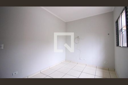 Casa para alugar com 3 quartos, 100m² em Vila Ester, São Paulo