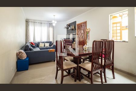 Sala de casa para alugar com 3 quartos, 140m² em Vila Dom Pedro I, São Paulo