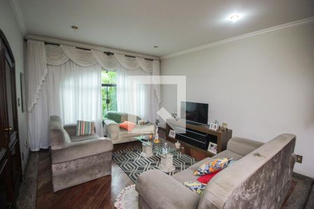 Sala de Estar de casa à venda com 4 quartos, 220m² em Parque Industriario, Santo André