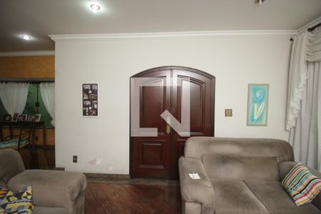 Sala de Estar de casa à venda com 4 quartos, 220m² em Parque Industriario, Santo André