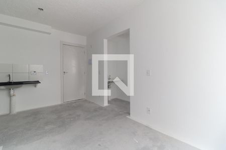 Sala de apartamento para alugar com 2 quartos, 35m² em Parque Bristol, São Paulo