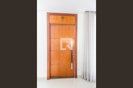 Entrada de casa de condomínio à venda com 4 quartos, 320m² em Parque Sinai, Santana de Parnaíba