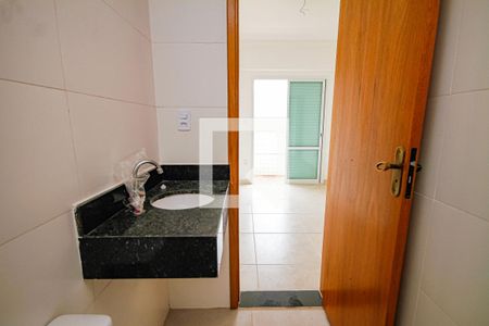 Banheiro da Suíte 1 de apartamento para alugar com 1 quarto, 50m² em Balneario Flórida, Praia Grande