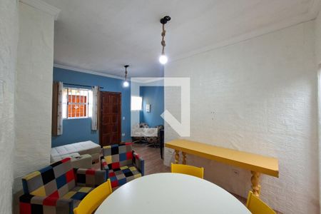 Sala de casa de condomínio para alugar com 1 quarto, 70m² em Balneario Esmeralda, Praia Grande