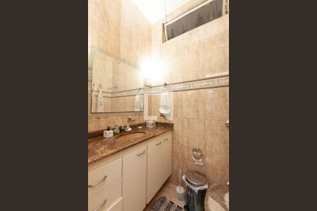 Casa para alugar com 3 quartos, 550m² em Inconfidentes, Contagem