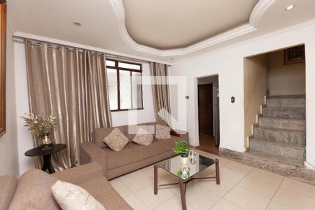 Casa para alugar com 3 quartos, 550m² em Inconfidentes, Contagem