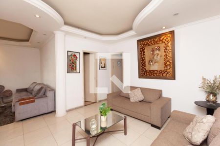 Casa para alugar com 3 quartos, 550m² em Inconfidentes, Contagem