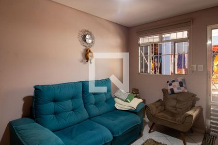 Sala de casa para alugar com 3 quartos, 117m² em Cidade Antônio Estêvão de Carvalho, São Paulo