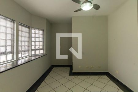 Sala de casa para alugar com 4 quartos, 270m² em Vila Esperança, São Paulo