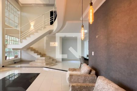 Sala de estar de casa de condomínio para alugar com 3 quartos, 300m² em Village Sans Souci, Valinhos