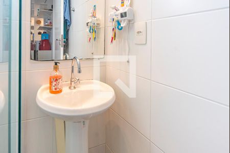 Banheiro de apartamento à venda com 2 quartos, 35m² em Rp3 (regiões de Planejamento), Santo André