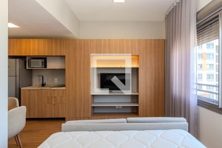 Sala/Quarto de kitnet/studio para alugar com 1 quarto, 30m² em Farroupilha, Porto Alegre