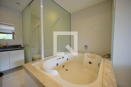 Jacuzzi de kitnet/studio para alugar com 1 quarto, 30m² em Santo Antonio de Lisboa, Florianópolis