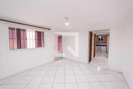 Sala de casa para alugar com 2 quartos, 120m² em Vila Talarico, São Paulo