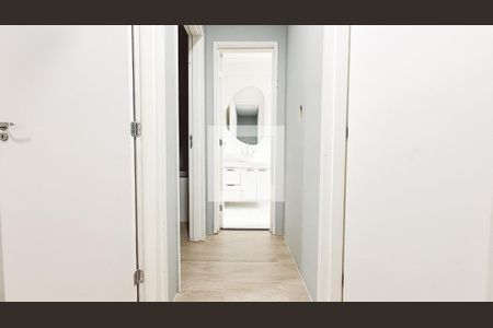 Corredor de casa para alugar com 3 quartos, 143m² em Santana, São Paulo