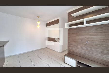 Sala de apartamento para alugar com 2 quartos, 55m² em Vila Anastácio, São Paulo