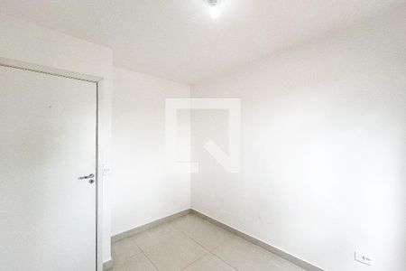 Quarto 1 de apartamento para alugar com 2 quartos, 45m² em Vila Santa Edwiges, São Paulo
